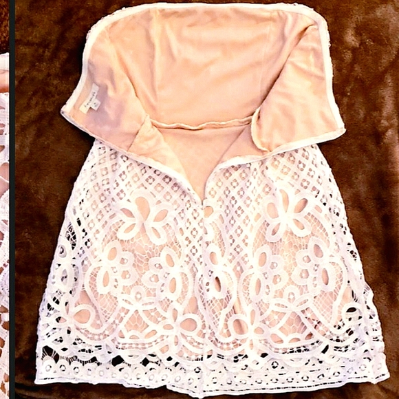 ******SOLD******       Francesca's Collections Lace Sundress - Picture 4 of 7